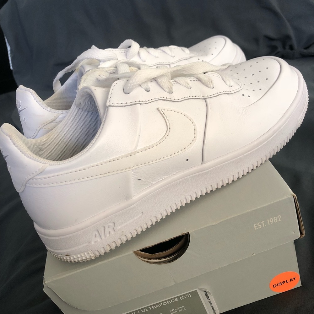 Nike Air Force 1